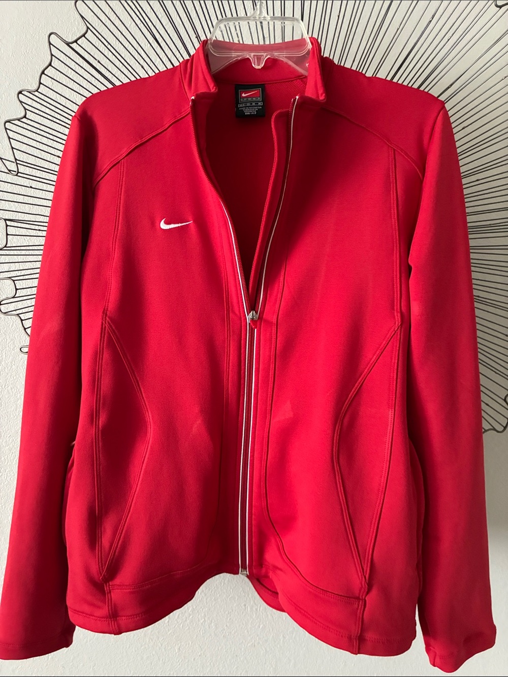 Nike Dri-Fit Vintage Track Jacket True Red Suze M - Picture 2 of 7